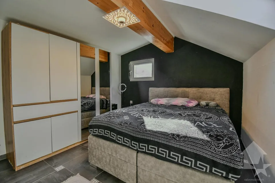 Grande casa familiare con appartamento annesso a Dorénaz – foto 11 di 23