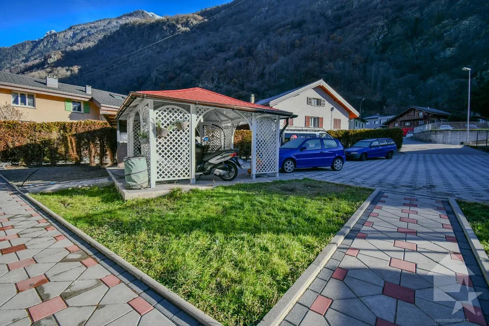 Grande casa familiare con appartamento annesso a Dorénaz – foto 21 di 23