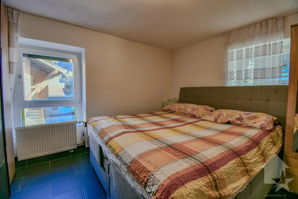 Grande casa familiare con appartamento annesso a Dorénaz – foto 7 di 23