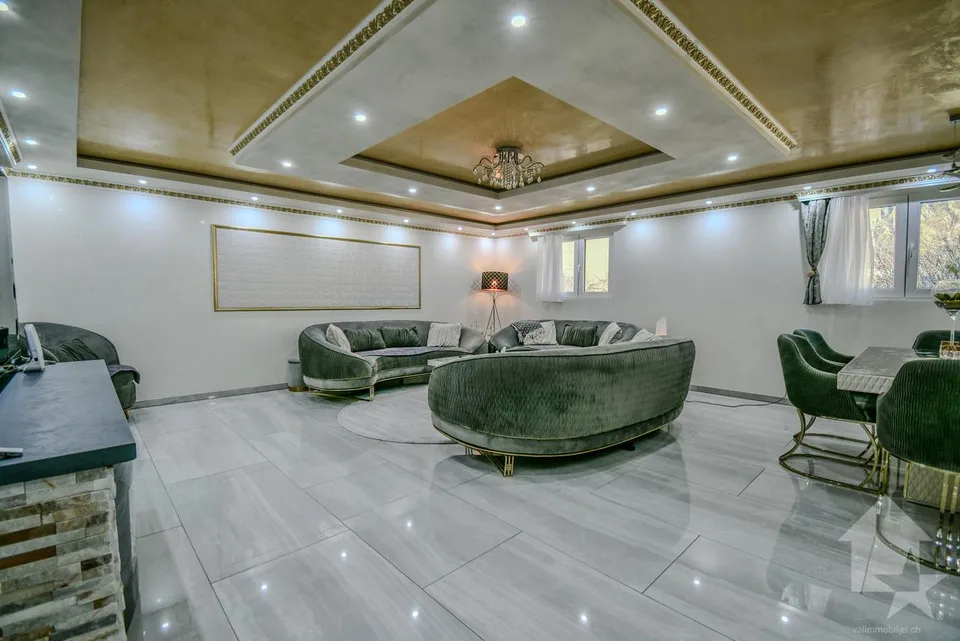 Grande casa familiare con appartamento annesso a Dorénaz