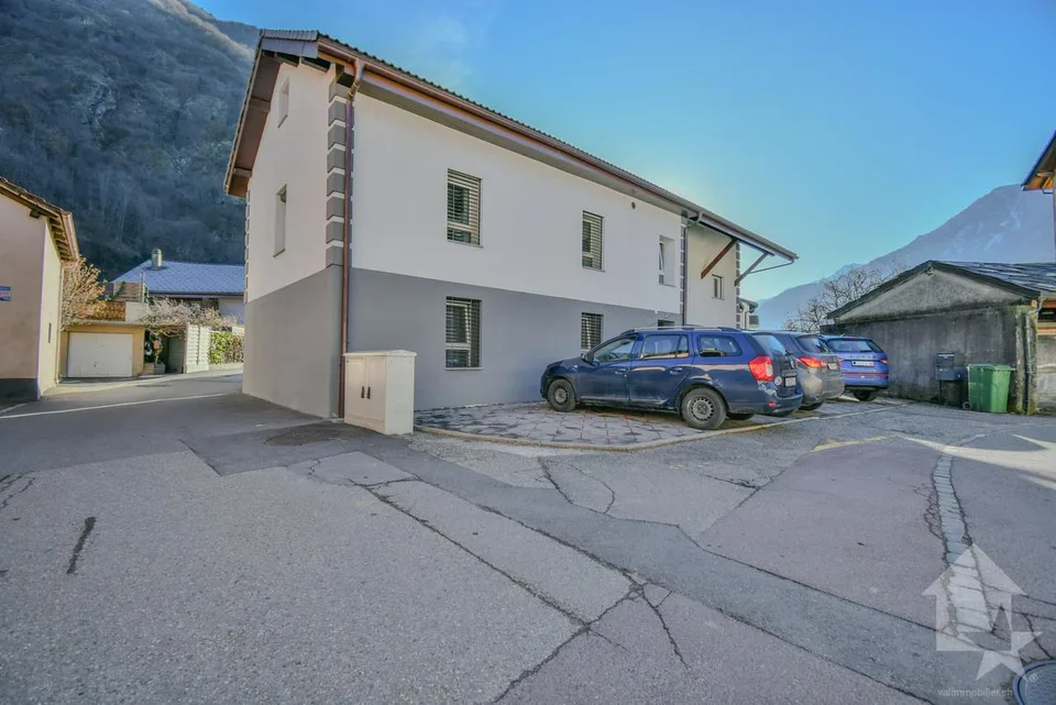 Grande casa familiare con appartamento annesso a Dorénaz – foto 20 di 23