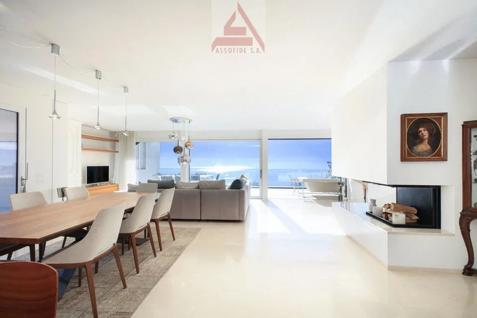 Luxuriöse Attika-Duplex-Wohnung / Lussuoso attico duplex