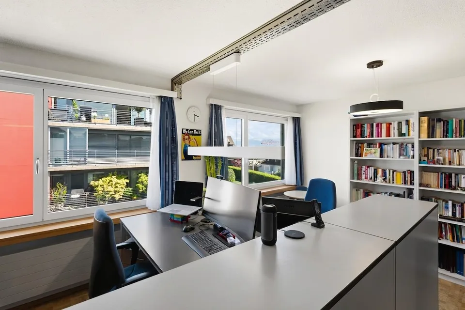 Charmante 5.5-Zimmer-Dachwohnung mit Seeblick in Meilen – foto 7 di 11