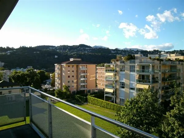 Lugano: Dachwohnung 3.5 Zimmer