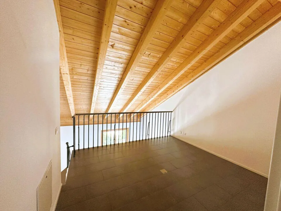 Charakteristische 3.5-Zimmer-Duplexwohnung im letzten Stock – Foto 11 von 20