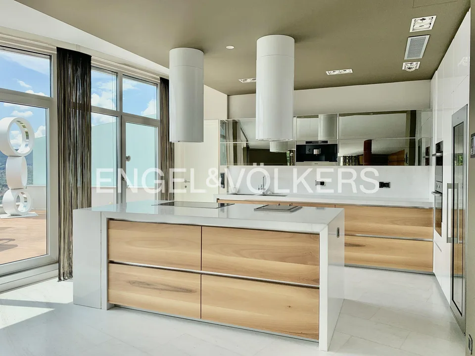 Herrliche Terrassenwohnung mit Panoramablick