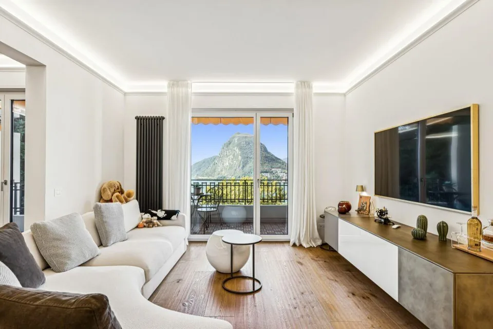 Exklusive 7.5-Zimmer-Wohnung in Castagnola mit See- und Bergsicht