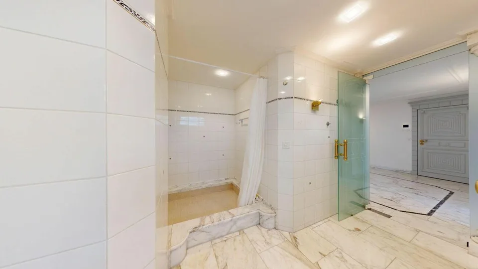 Impressive 5.5 room maisonette apartment – photo 8 of 15