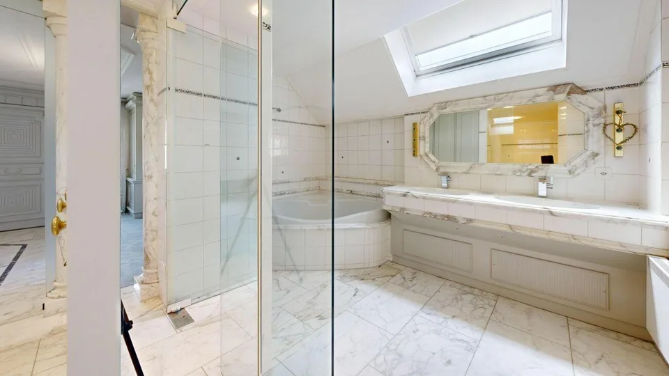 Impressive 5.5 room maisonette apartment – photo 7 of 15