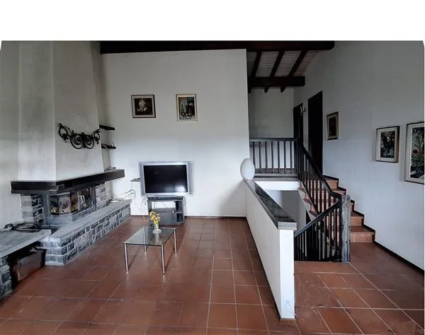 Carabbia: Casa unifamiliare 7.5 locali – foto 12 di 12
