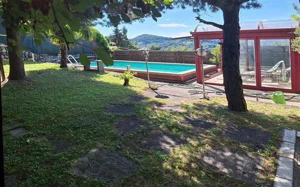 Carabbia: Casa unifamiliare 7.5 locali – foto 10 di 12