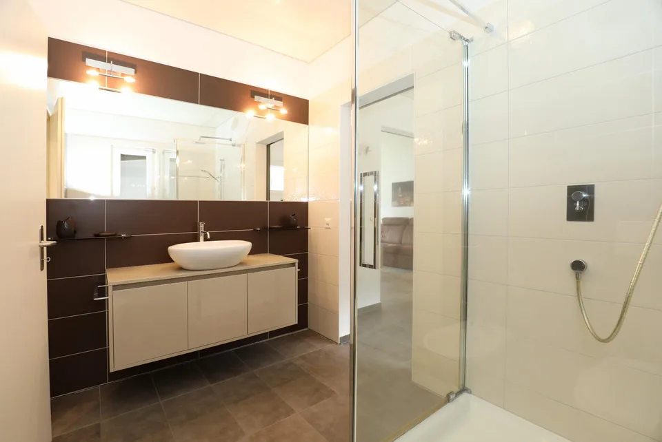Moderne 2-Zimmer-Eigentumswohnung in ruhiger Gegend in San Vittore – photo 13 sur 17