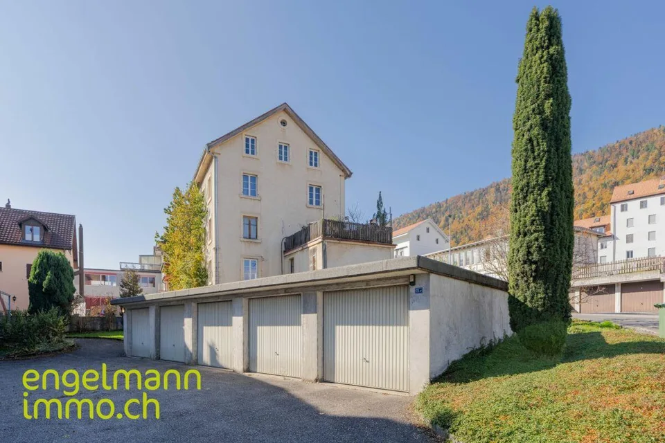 Spacieux appartement en duplex de 8.5 pièces / Grosse 8.5-Zimmer Duplexwohnung – Foto 15 von 16