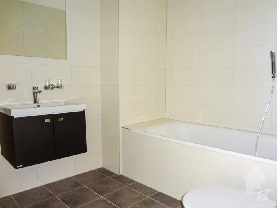 Appartement de 4 pièces à proximité des commodités et de la gare
