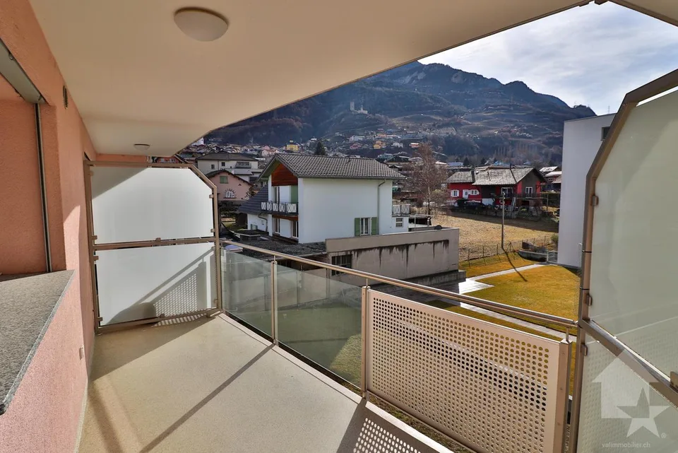 Appartement de 4 pièces à proximité des commodités et de la gare