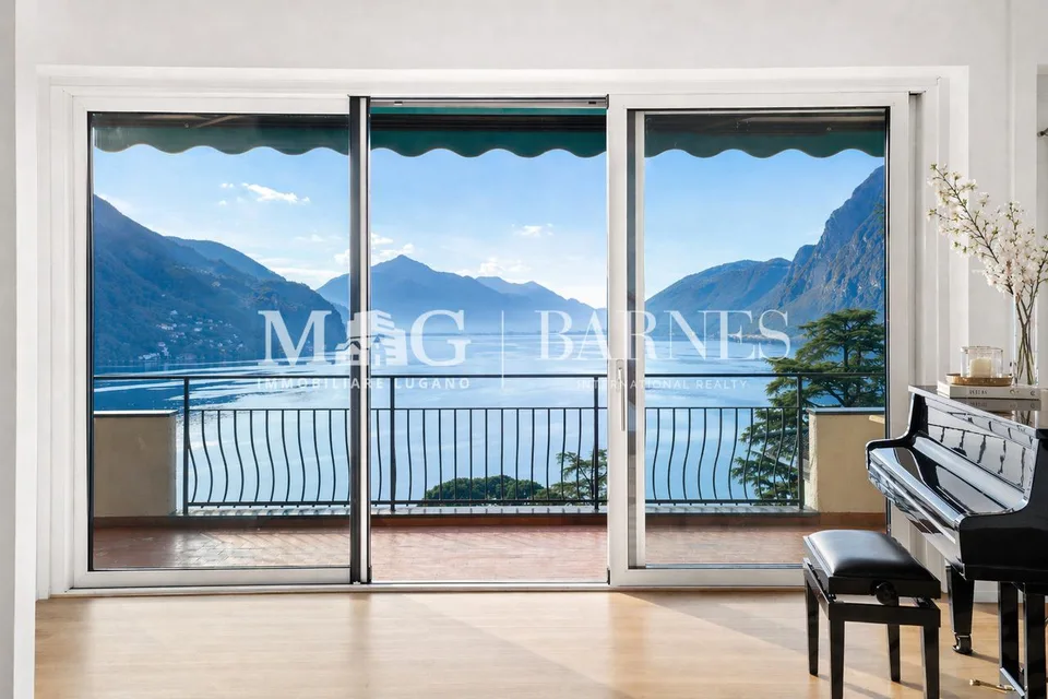 Lugano, Castagnola: Villa con piscina e vista lago panoramica