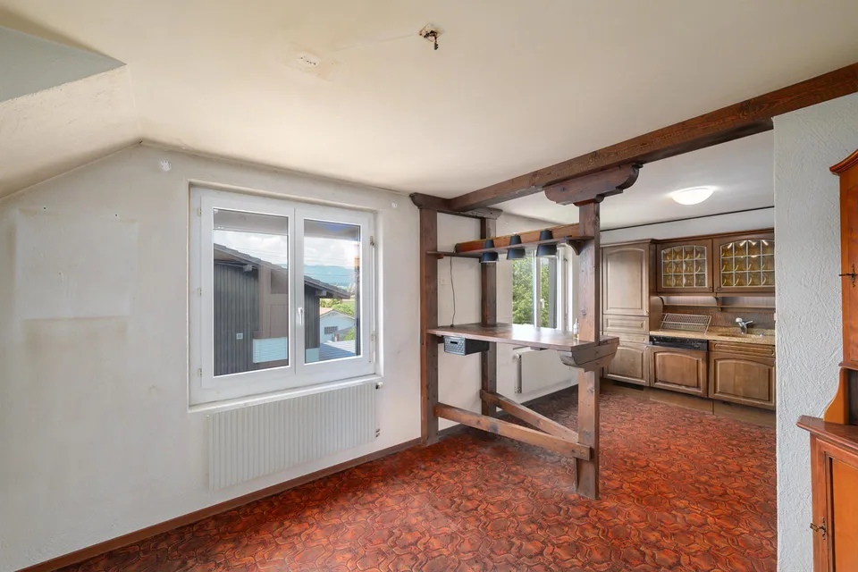 Freistehendes 5-Zimmer-Einfamilienhaus mit Garten in Studen – Foto 7 von 33