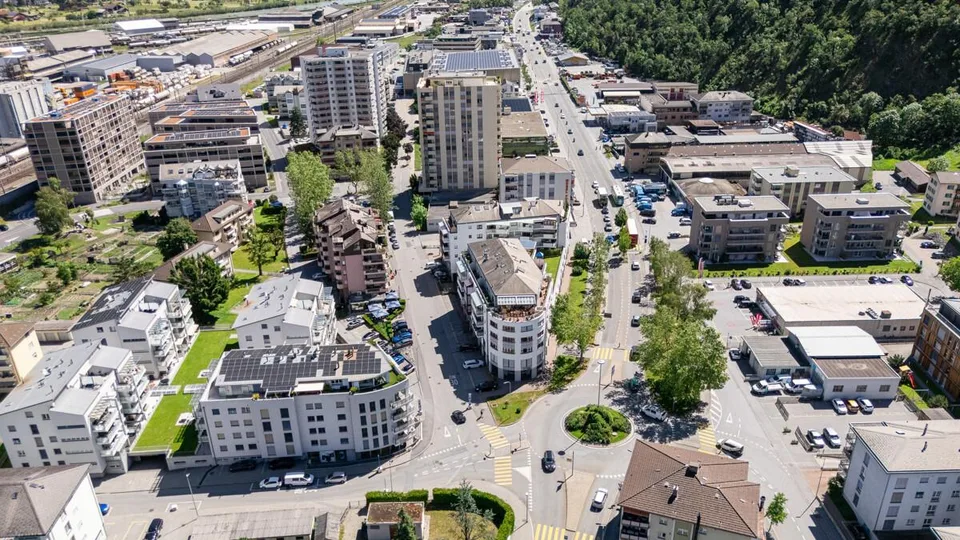 Grosszügige 4.5-Zimmerwohnung mit Studio an idealer Lage in Visp – Foto 28 von 30