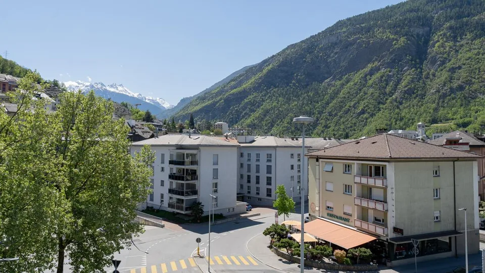 Grosszügige 4.5-Zimmerwohnung mit Studio an idealer Lage in Visp – Foto 17 von 30