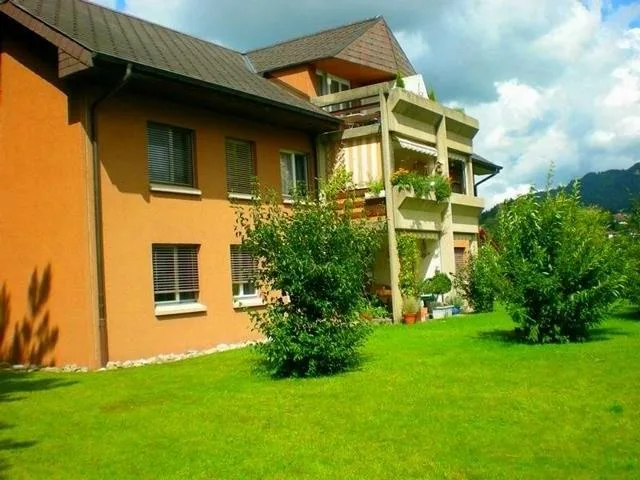 Grosszügige 2.5 Zimmer-Dachwohnung in Oppligen