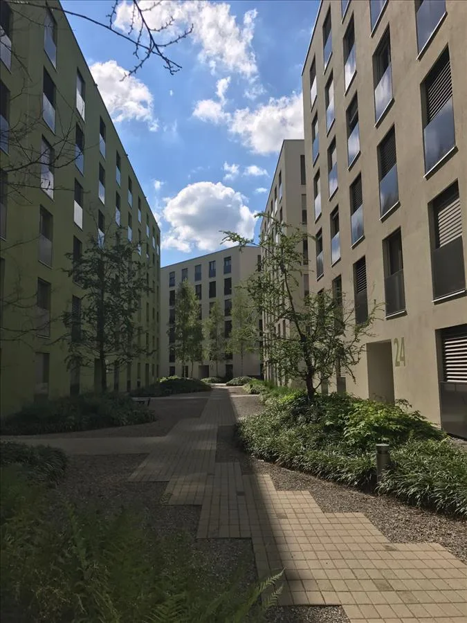 MIETEN OHNE KAUTION-Grosszügige und moderne 2.5 Zimmer-Wohnung im N...