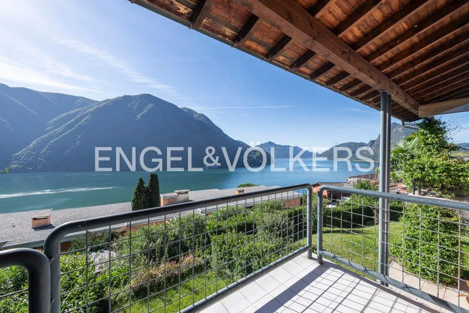 Reihenhaus mit Seeblick in Wohnlage