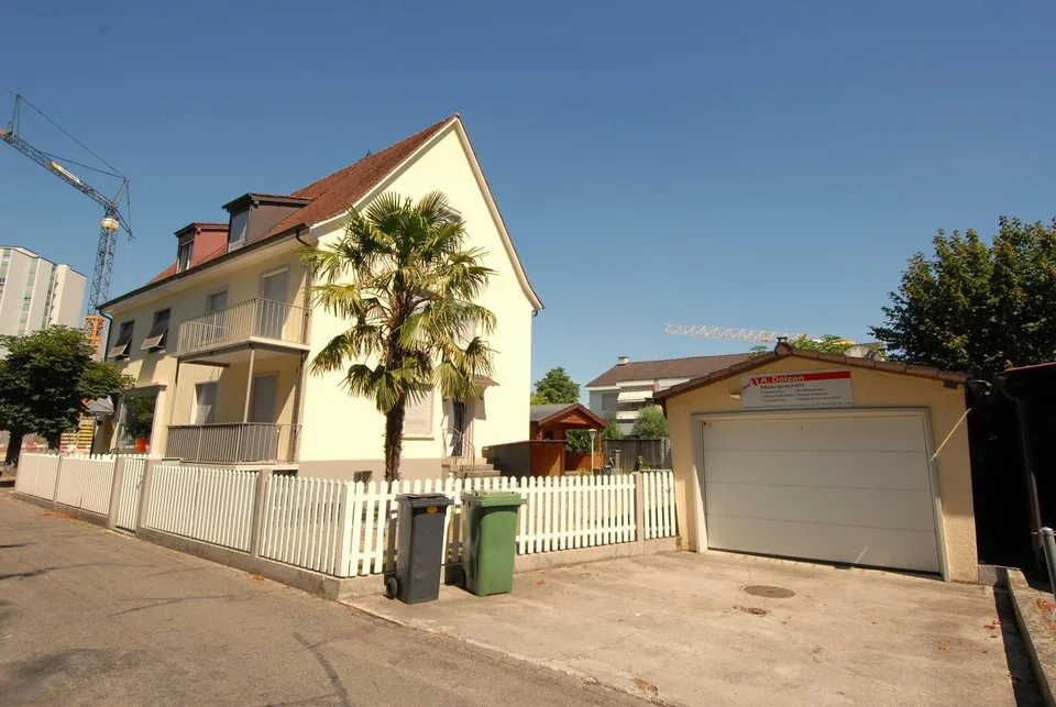 Casa familiare affascinante con giardino, chalet e molto spazio a Reinach BL