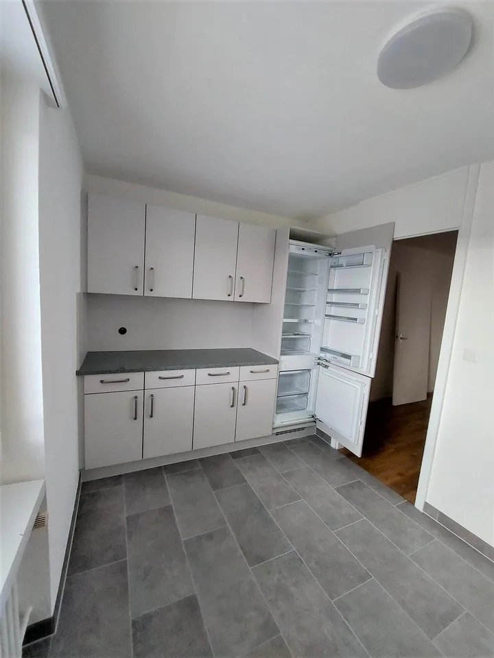 Sanierte 4.5-Zimmerwohnung mit Balkon und Lift – Foto 12 von 12