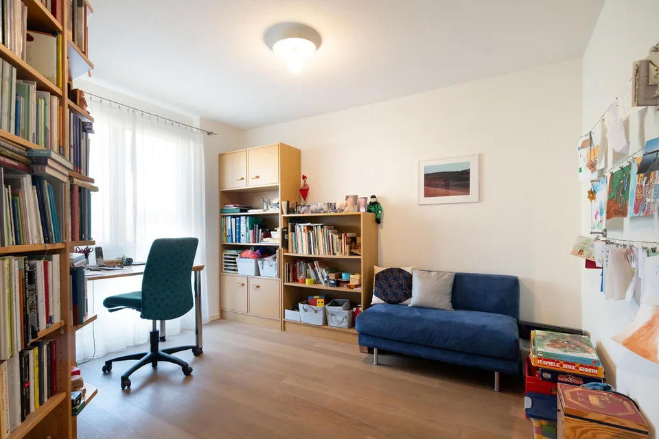 Ideal für Familien: Freistehendes Einfamilienhaus mit Garten – Foto 10 von 18