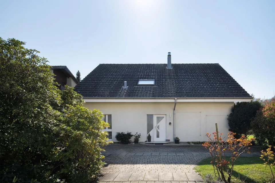 Ideal für Familien: Freistehendes Einfamilienhaus mit Garten – Foto 18 von 18