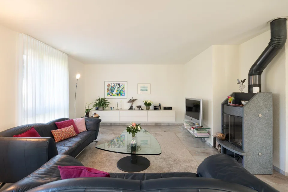 Ideal für Familien: Freistehendes Einfamilienhaus mit Garten – Foto 6 von 18