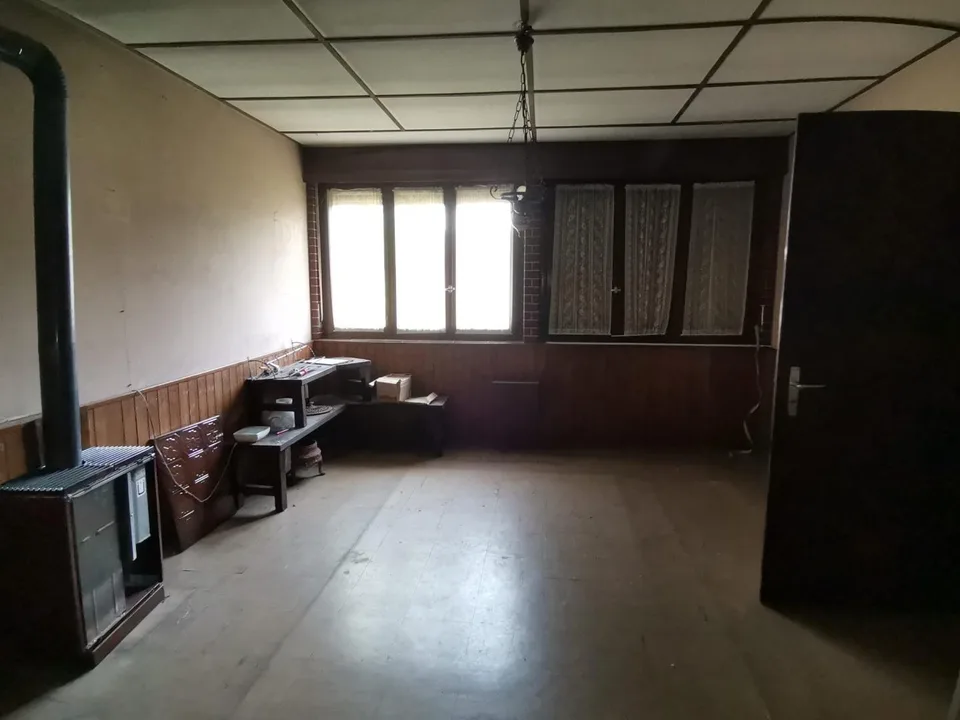 Casa da ristrutturare con terreno edificabile a Breno (Alto Malcantone) di 1'150 mq.