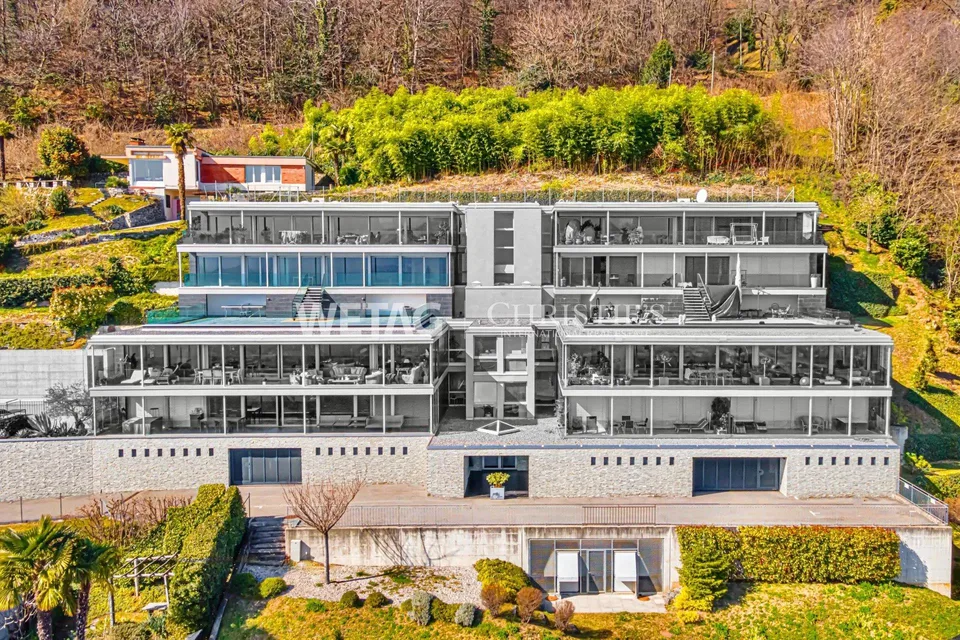 Prestigeträchtige Wohnung mit spektakulärem Blick auf den Luganerse...