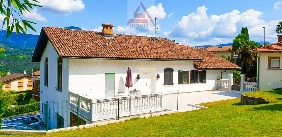 Ein Haus mit Charme und Charakter / Una casa con charme e carattere – photo 6 sur 7