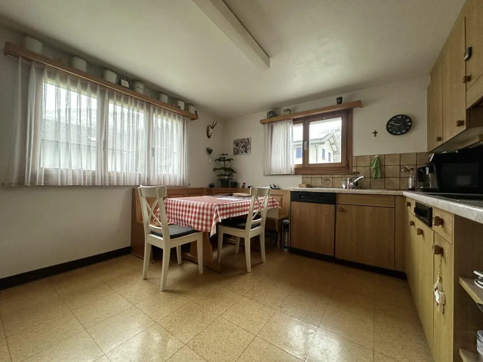 Incantevole casa unifamiliare 5 1/2 locali in una zona residenziale idilliaca nel verde - RISERVATO