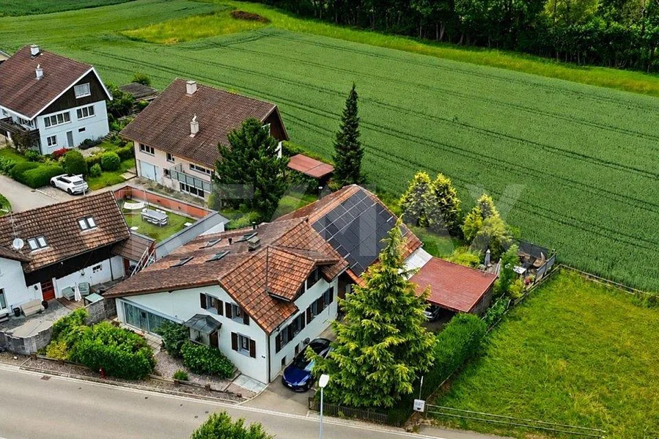 Charmantes Wohnhaus mit bewilligtem Ausbaupotenzial