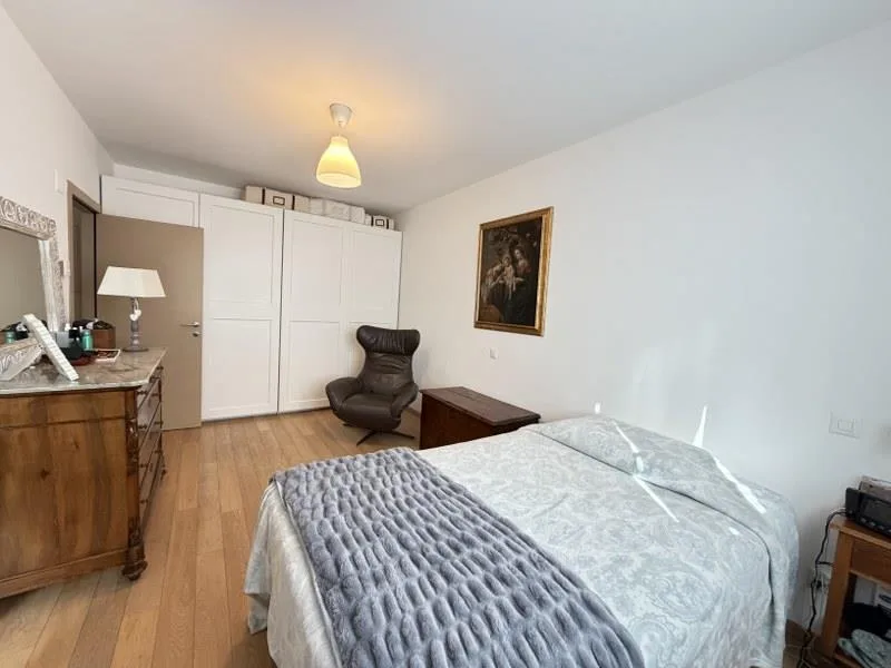 ELEGANTE APPARTAMENTO DI 2.5 LOCALI NEL CUORE DI LUGANO