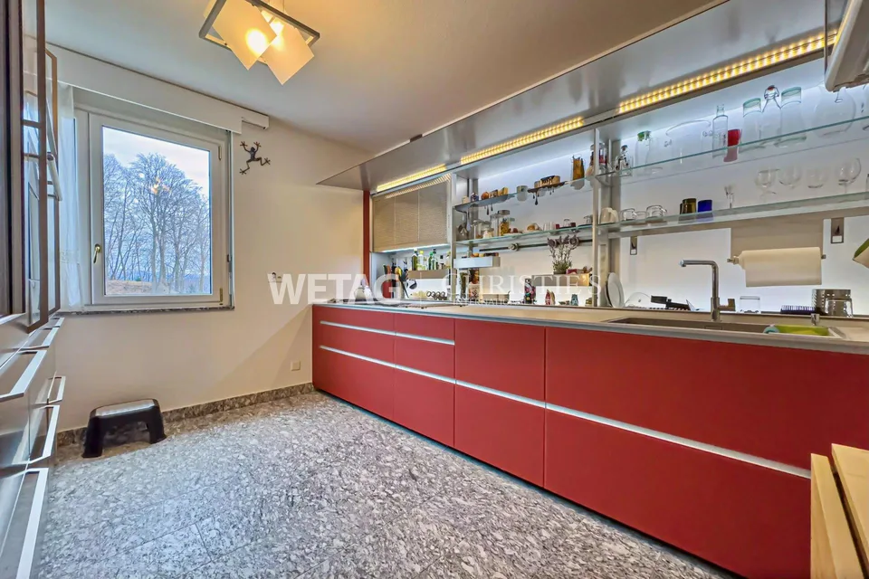 Elegante Penthouse-Wohnung mit Blick auf den Luganersee in Lugano-C...