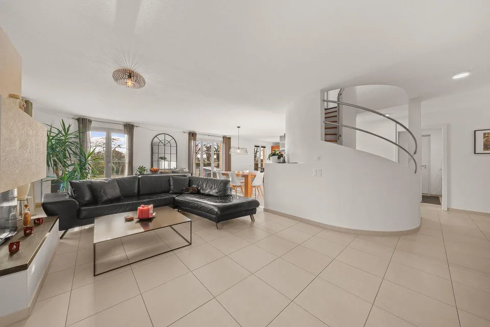 Einzelvilla in einem außergewöhnlichen Umfeld – Foto 6 von 22