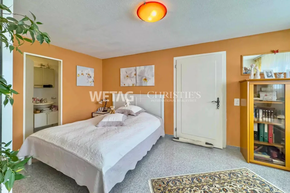 Lugano-Curio: elegante Villa mit Innenpool, unabhängiger Gäste-Dépendance & Möglichkeit eines Zweitwohnsitz zu verkaufen – Foto 13 von 13