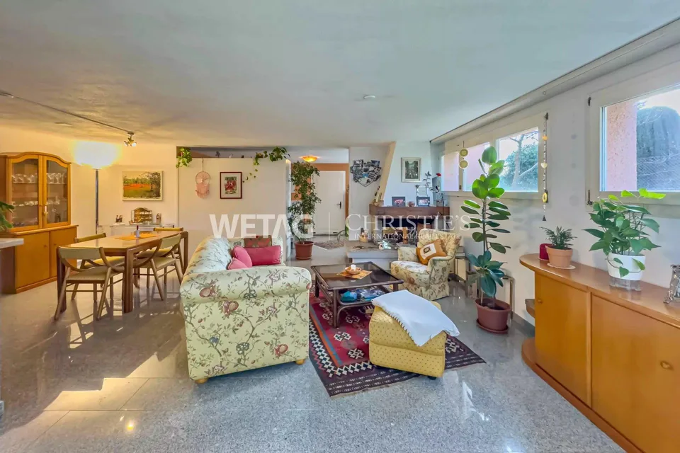 Lugano-Curio: elegante Villa mit Innenpool, unabhängiger Gäste-Dépendance & Möglichkeit eines Zweitwohnsitz zu verkaufen – Foto 12 von 13