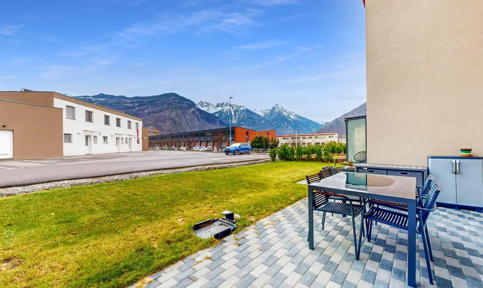 Recent semi-detached house in Martigny