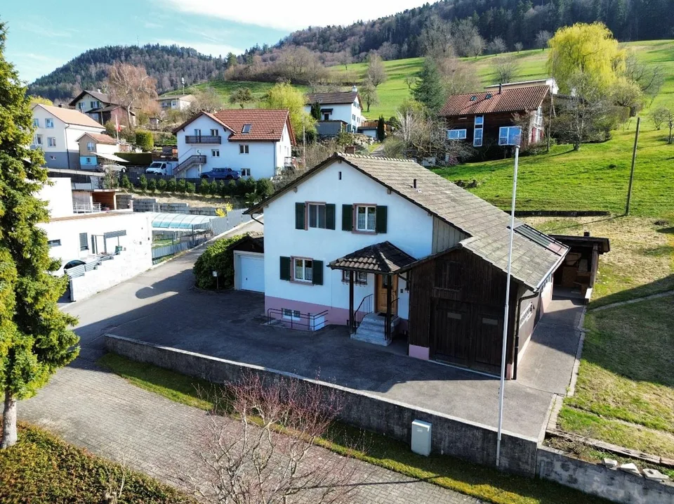 4.5-Zimmer-Einfamilienhaus in idyllischer Umgebung