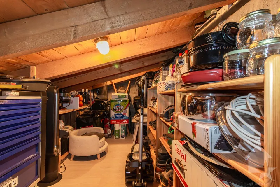 Charmant duplex 5.5 pièces en attique entièrement rénové avec goût – Foto 21 von 21