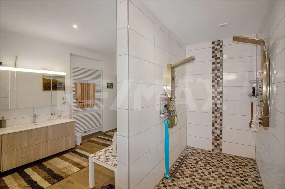 Casa multifamiliare con amore per il fascino degli edifici antichi – foto 8 di 13