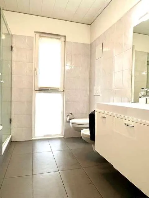 Elegantes Appartement mit Panoramablick – Foto 13 von 13