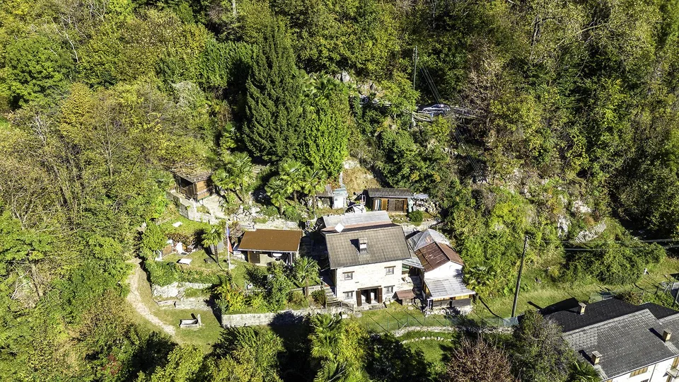 Rückzugsort im Tessin - Renoviertes Ferienhaus, mit Garten und Parkplatz – Foto 23 von 28