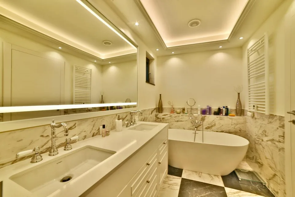 Villa spectaculaire avec piscine et vue sur le lac – photo 15 sur 36