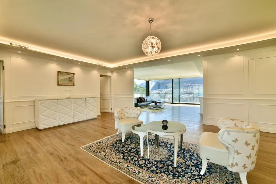 Villa spectaculaire avec piscine et vue sur le lac – photo 6 sur 36