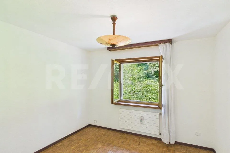 Casa unifamiliare con grottino duplex indipendente e ampio giardino – Foto 11 von 13